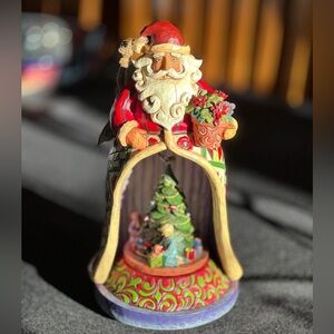 Jim Shores “Christmas Spirit Lives within” Santa lighted musical figurine, 2006